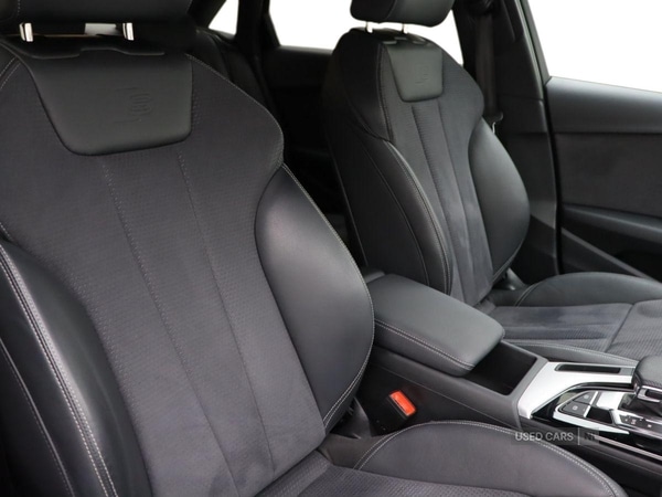 Used Audi A4 2022 for sale - 77441624: Photo 2