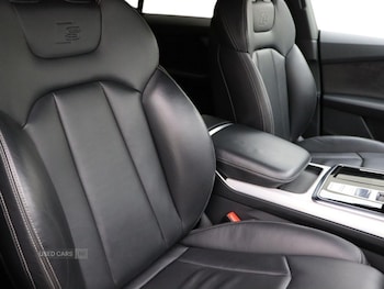 Used Audi Q8 2020 for sale - 76201865: Photo 2