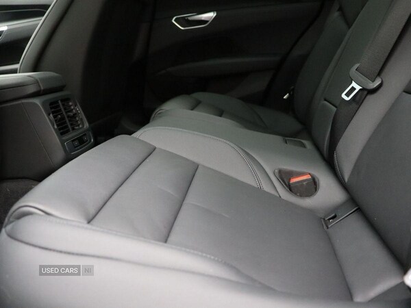 Used Audi e-tron GT 2023 for sale - 76513910: Photo 11