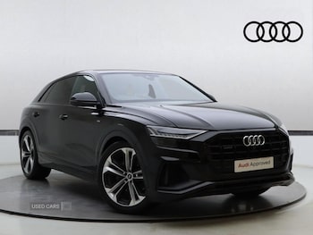 Audi - Q8