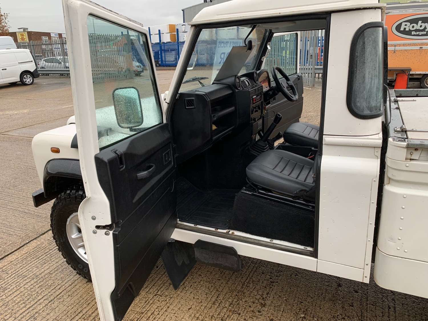 Used Land Rover Defender 2008 for sale - 76503090: Photo 16