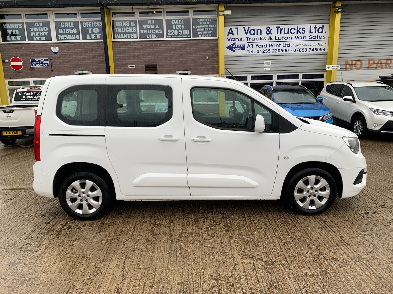 Used Vauxhall Combo Life 2020 for sale - 77159075: Photo 6