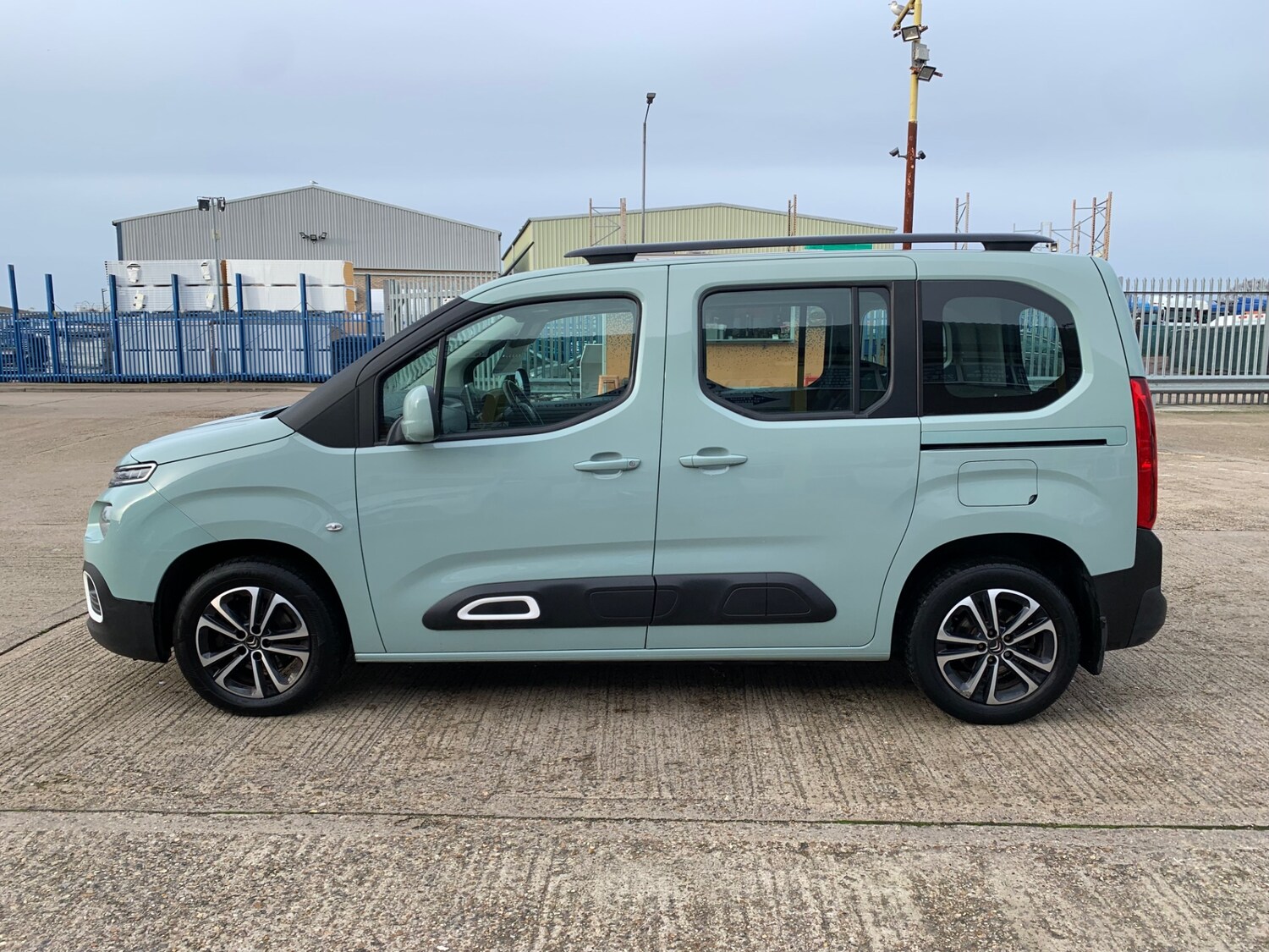 Used Citroen Berlingo 2019 for sale - 76960294: Photo 3