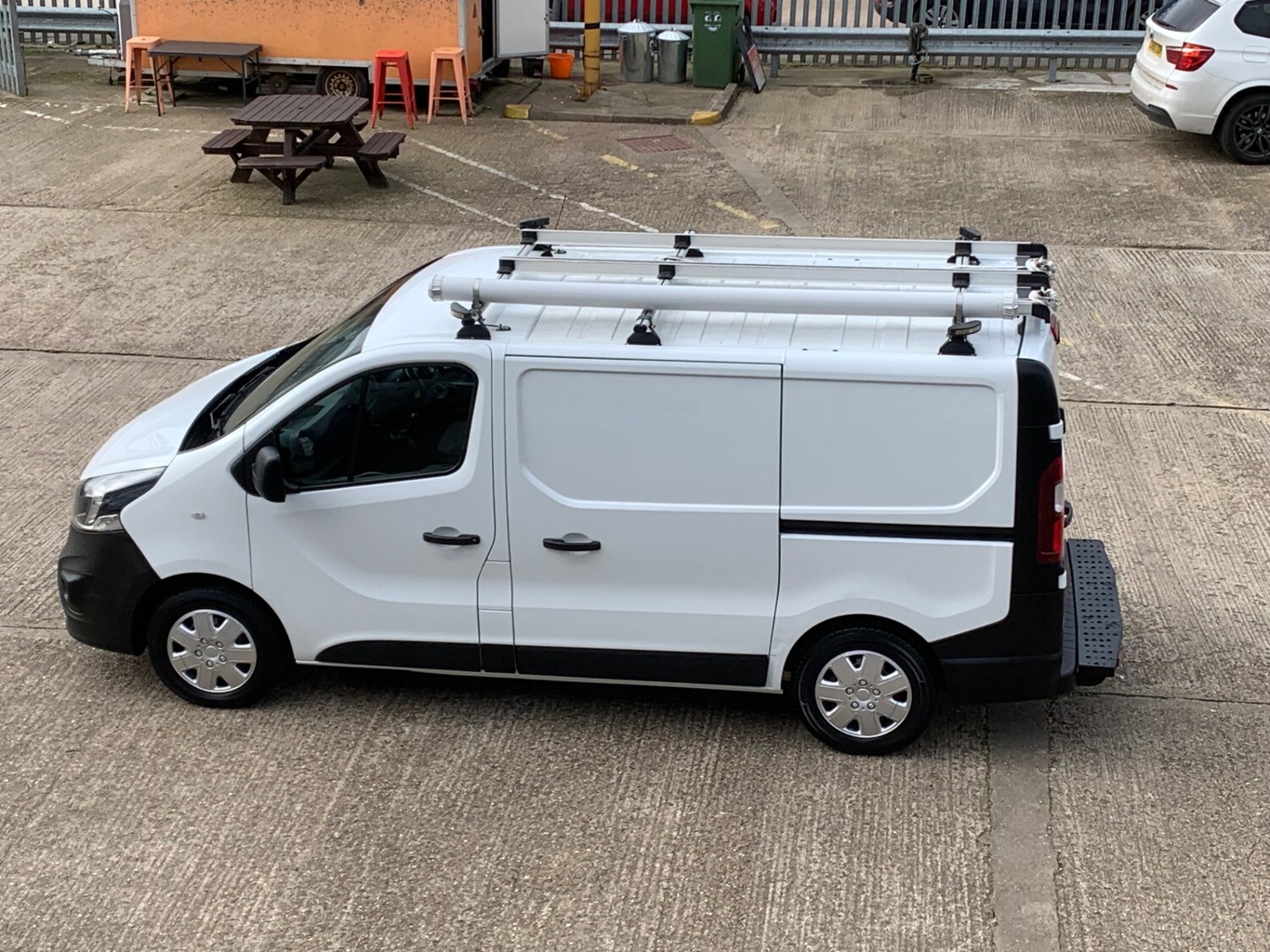 Used Vauxhall Vivaro 2018 for sale - 77618350: Photo 7