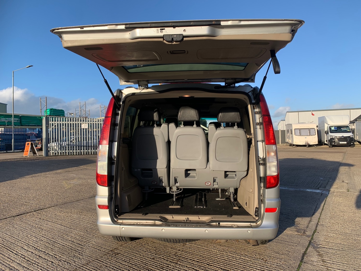 Used Mercedes-Benz Viano 2007 for sale - 76893324: Photo 15