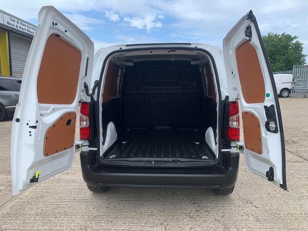 Used Toyota ProAce 2022 for sale - 75293589: Photo 17