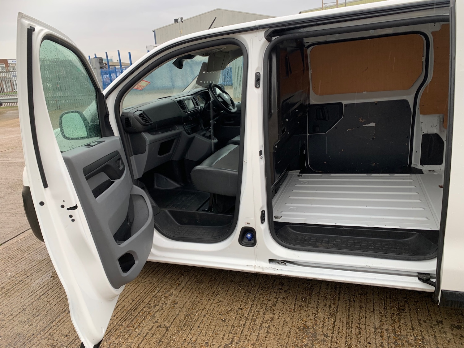 Used Vauxhall Vivaro 2021 for sale - 76958526: Photo 12