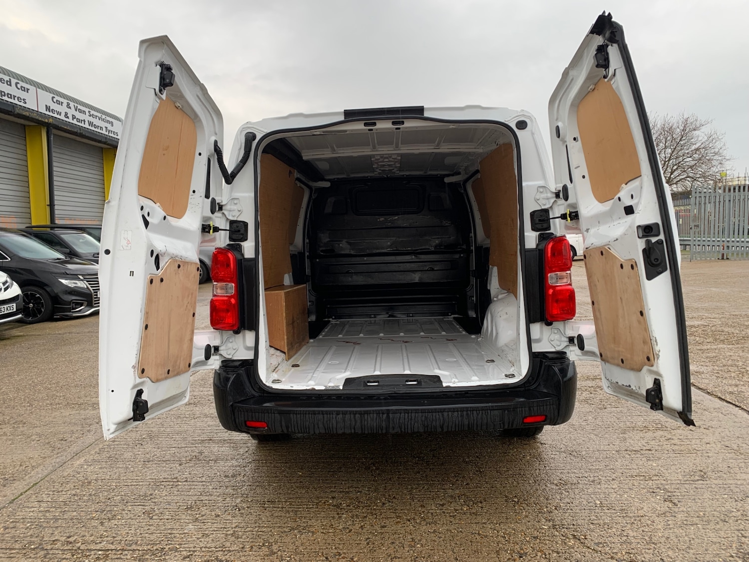 Used Vauxhall Vivaro 2021 for sale - 76958526: Photo 13