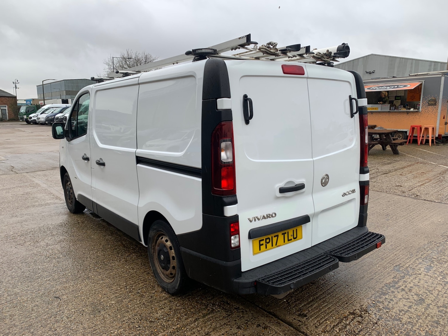 Used Vauxhall Vivaro 2017 for sale - 77148957: Photo 5