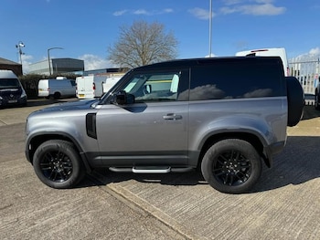 Used Land Rover Defender 2022 for sale - 75053173: Photo
