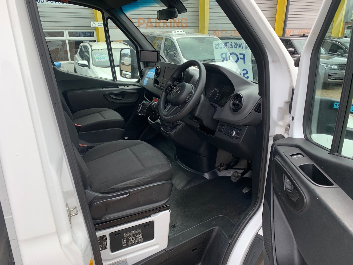 Used Mercedes-Benz Sprinter 2022 for sale - 77577936: Photo 8