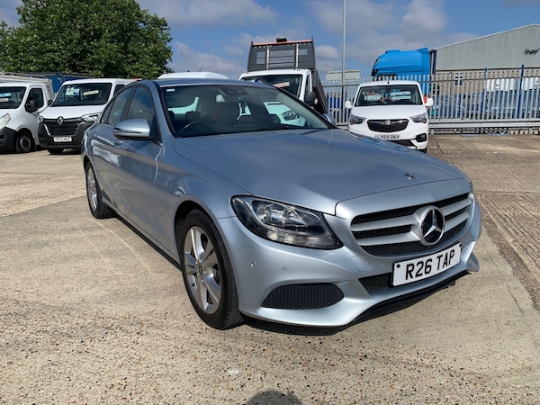 Used Mercedes-Benz C-Class 2018 for sale - 75228068: Photo 4
