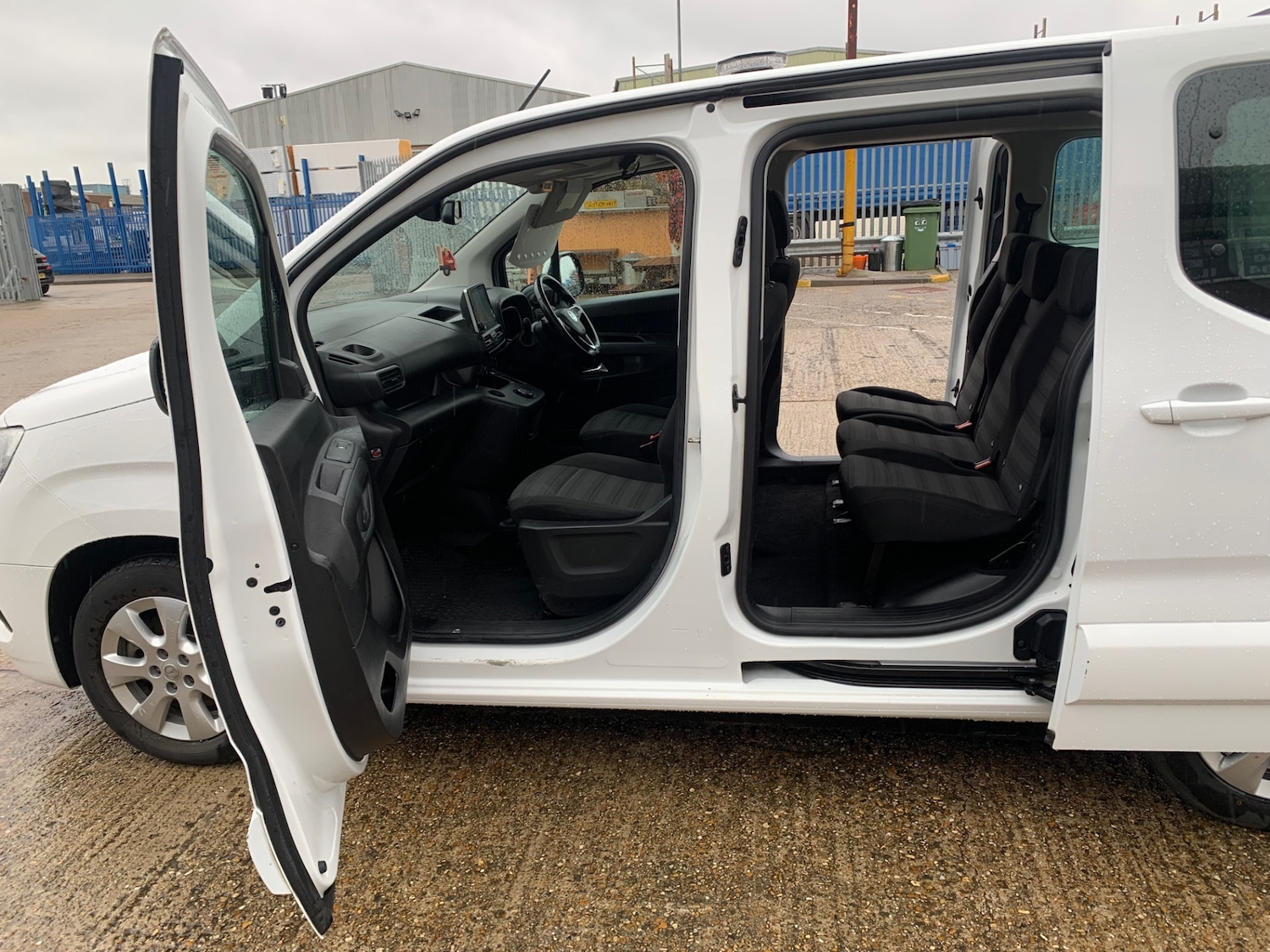 Used Vauxhall Combo Life 2020 for sale - 77149559: Photo 11