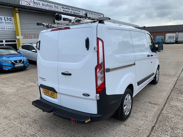 Used Ford Transit Custom 2015 for sale - 76218529: Photo 2