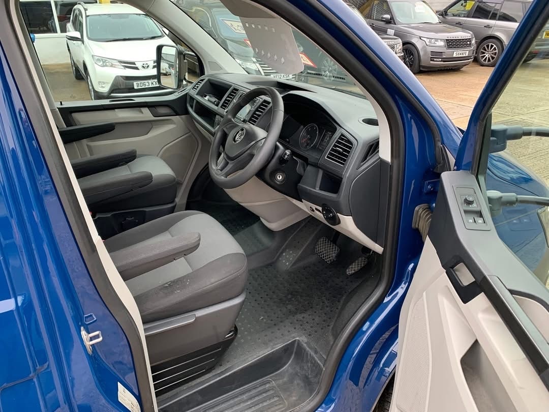 Used Volkswagen Transporter 2018 for sale - 77054714: Photo 10