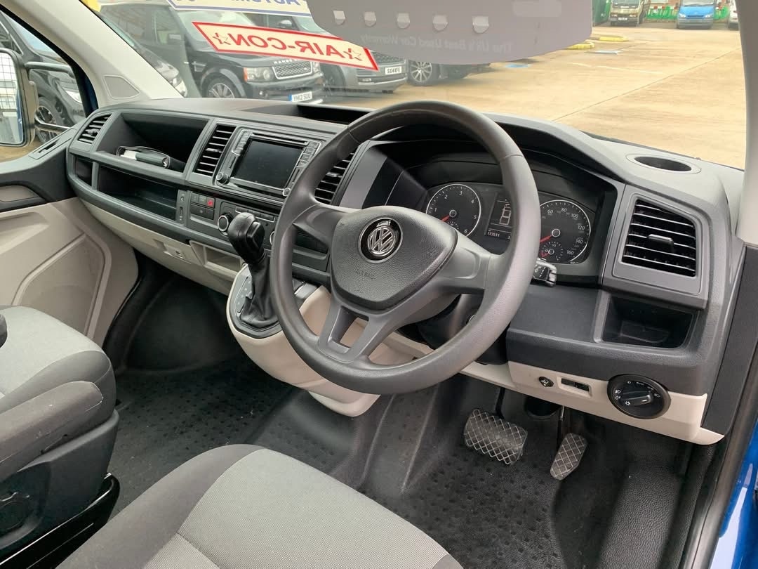 Used Volkswagen Transporter 2018 for sale - 77054714: Photo 11