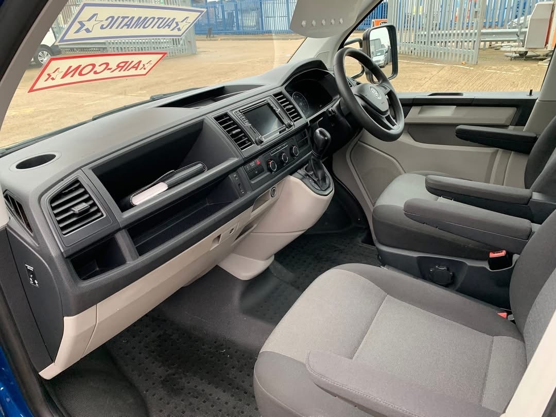 Used Volkswagen Transporter 2018 for sale - 77054714: Photo 14