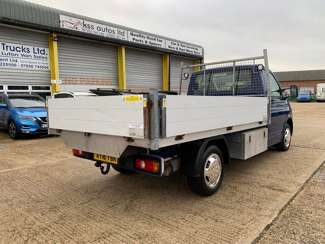 Used Volkswagen Transporter 2018 for sale - 77054714: Photo 2