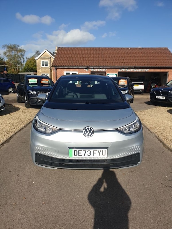 Used Volkswagen ID.3 2023 for sale - 76163482: Photo 2