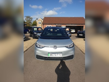 Used Volkswagen ID.3 2023 for sale - 76163482: Photo 2