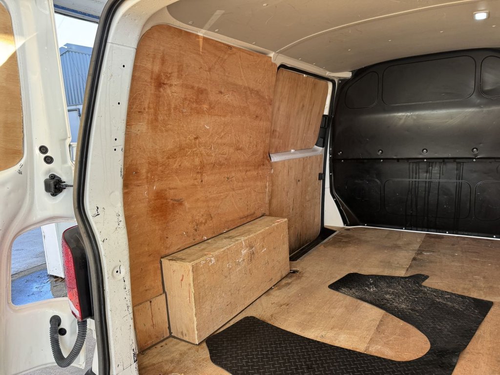 Used Volkswagen Transporter 2023 for sale - 76797829: Photo 12