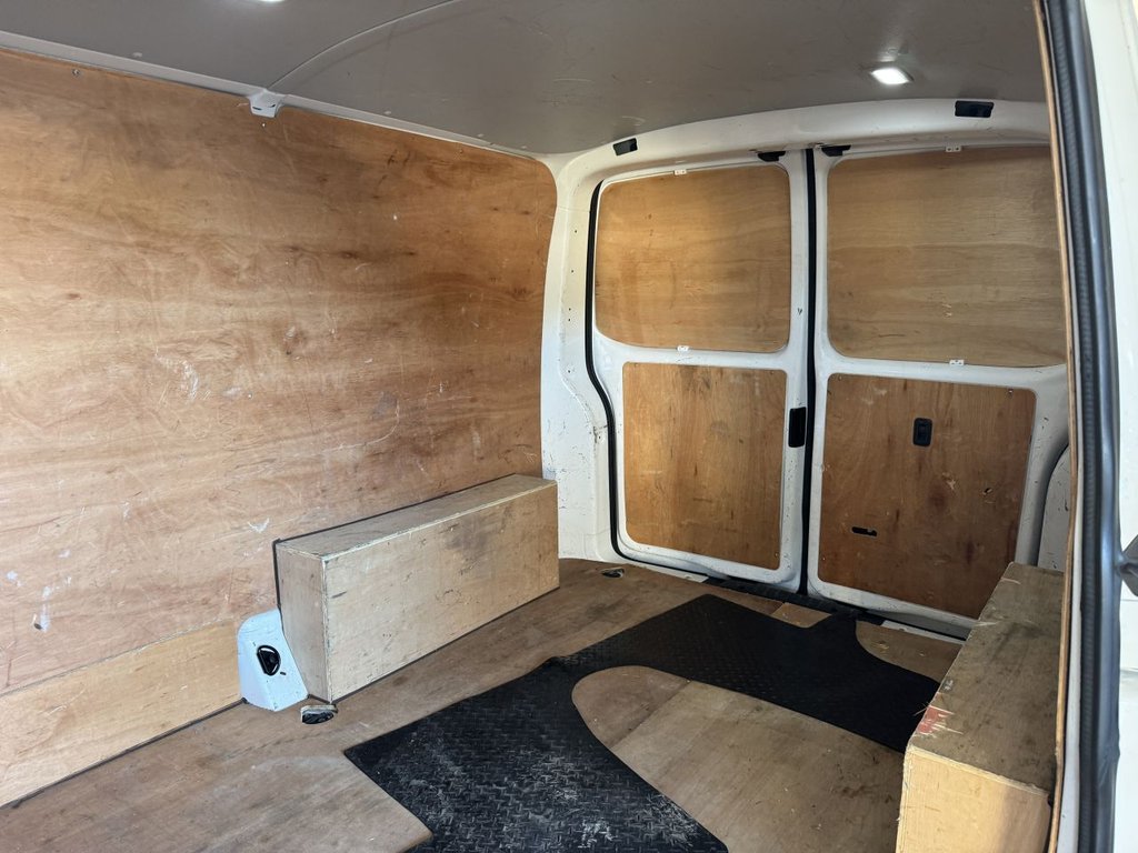 Used Volkswagen Transporter 2023 for sale - 76797829: Photo 14