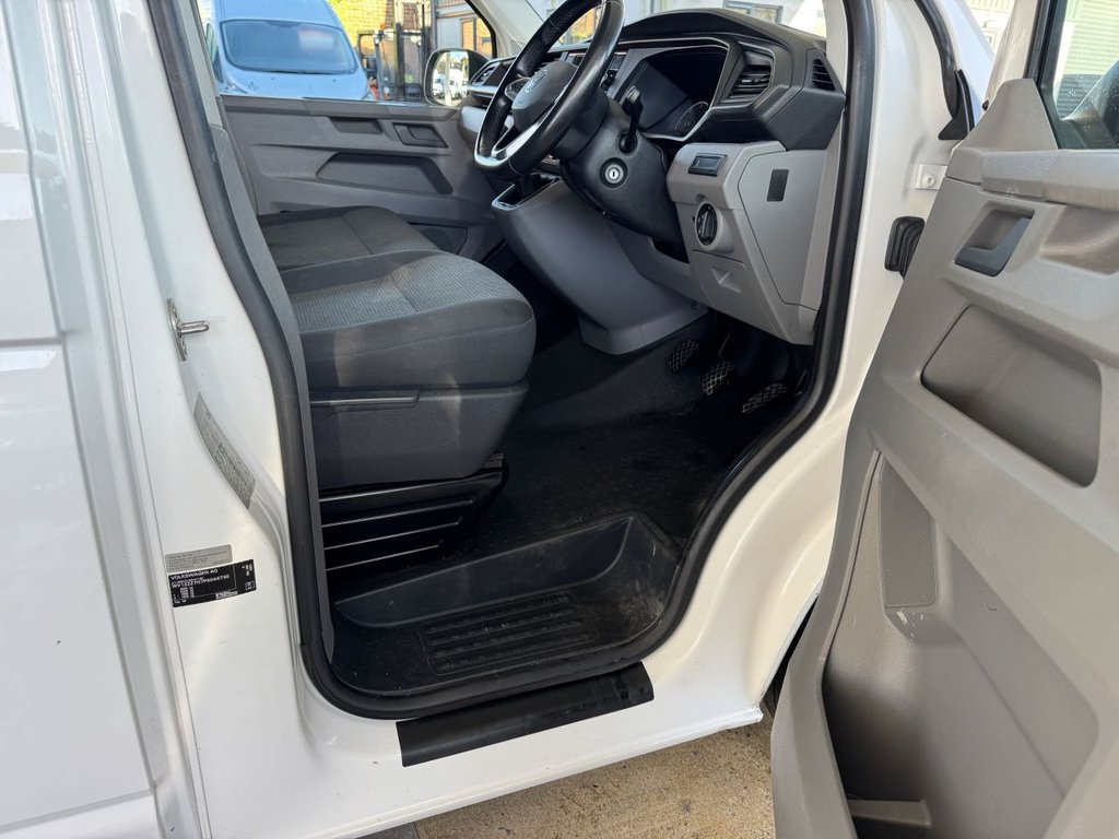 Used Volkswagen Transporter 2023 for sale - 76797829: Photo 24