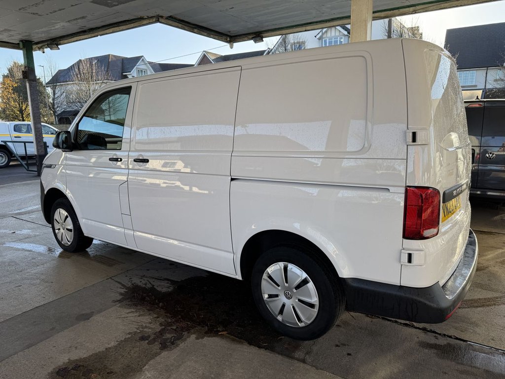 Used Volkswagen Transporter 2023 for sale - 76797829: Photo 5