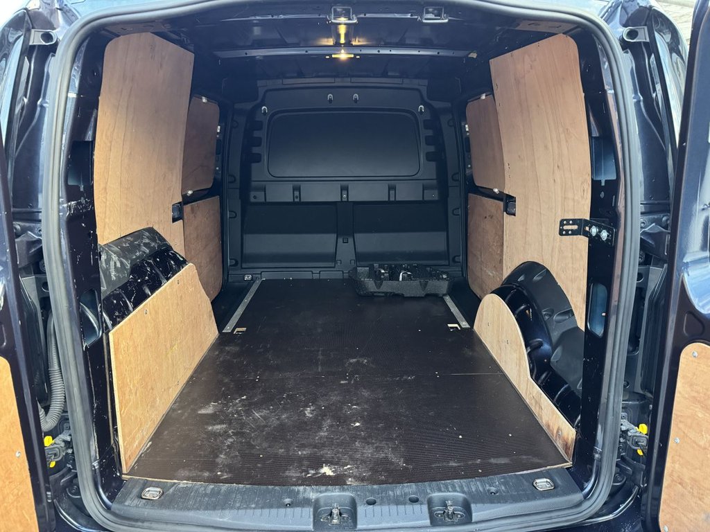 Used Volkswagen Caddy Maxi 2022 for sale - 76962787: Photo 5