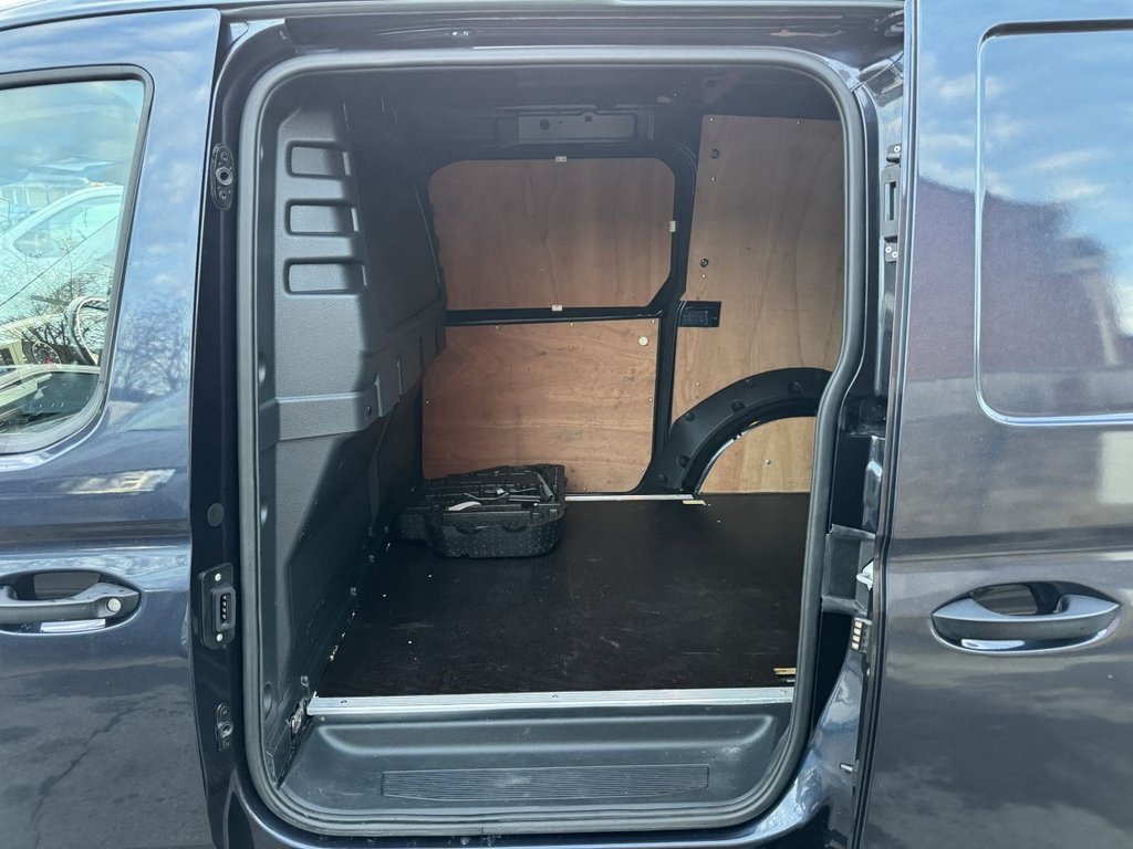 Used Volkswagen Caddy Maxi 2022 for sale - 76962787: Photo 6