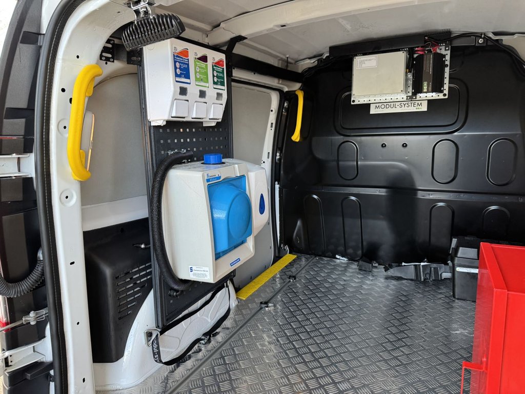 Used Renault Kangoo 2020 for sale - 77027523: Photo 9