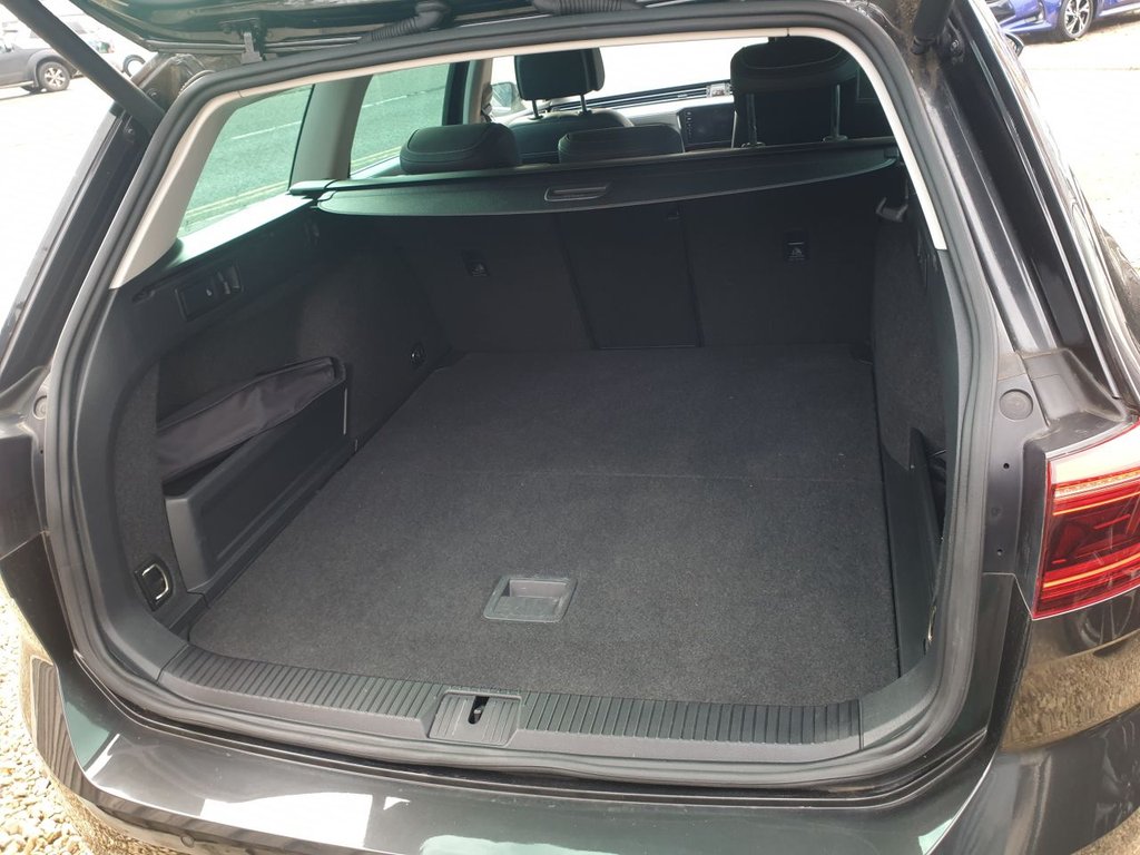 Used Volkswagen Passat 2021 for sale - 76470104: Photo 11