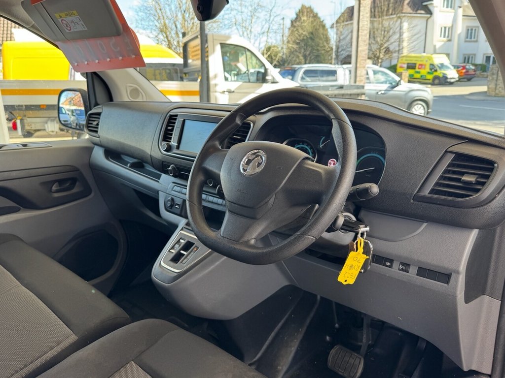 Used Vauxhall Vivaro 2022 for sale - 77890875: Photo 16