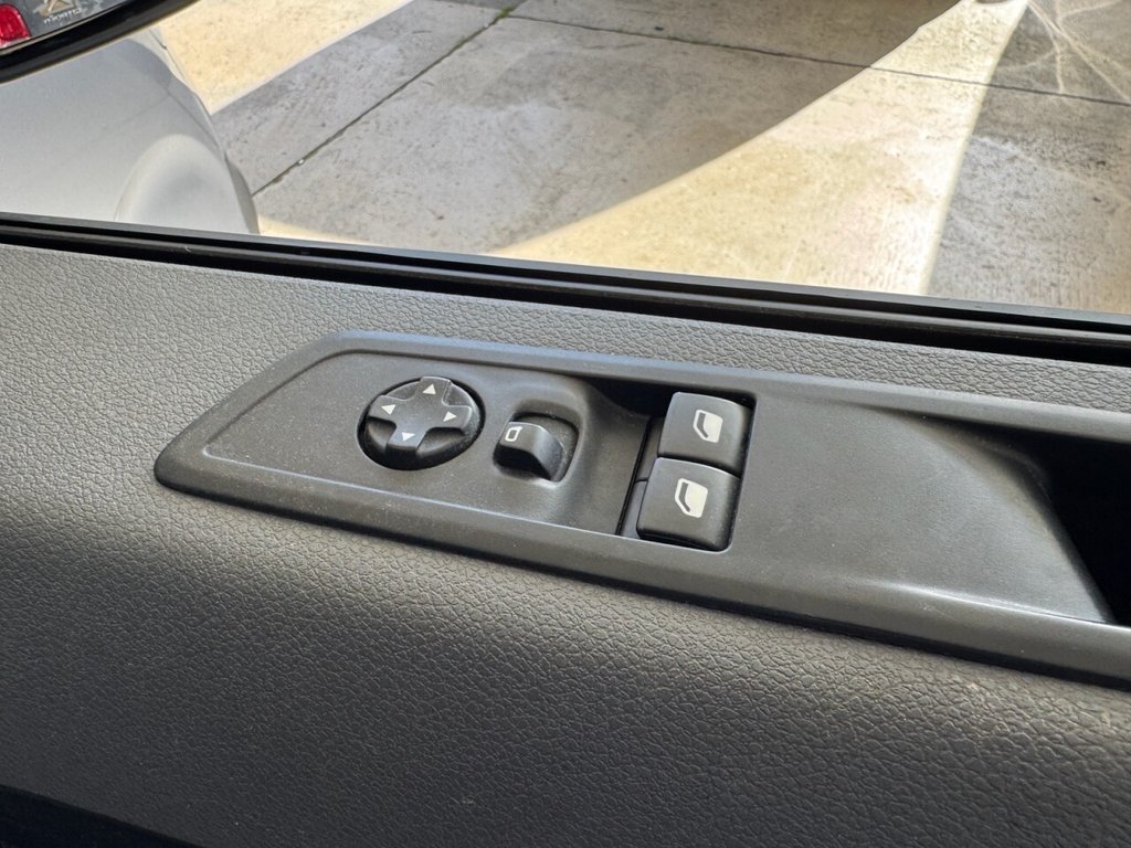 Used Vauxhall Vivaro 2022 for sale - 77890875: Photo 17