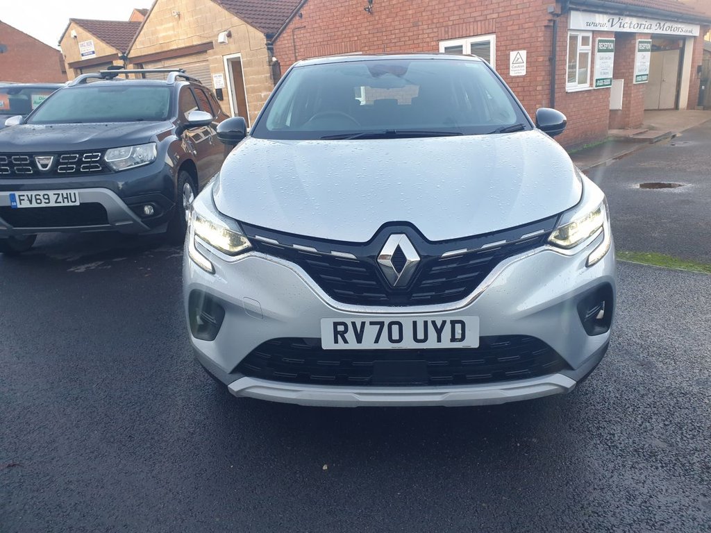Used Renault Captur 2020 for sale - 76820423: Photo 2