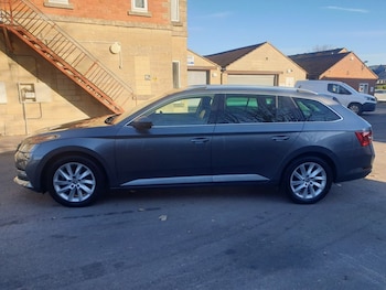 Used Skoda Superb 2022 for sale - 76617887: Photo