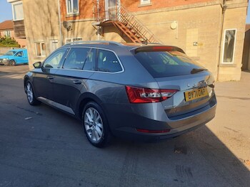 Used Skoda Superb 2022 for sale - 76617887: Photo