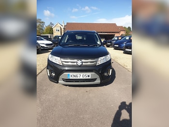 Used Suzuki Vitara 2017 for sale - 76163445: Photo 2