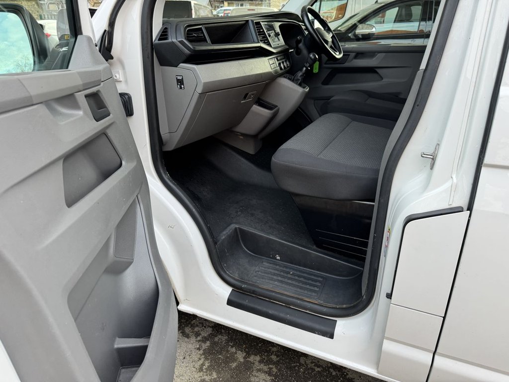 Used Volkswagen Transporter 2022 for sale - 76962571: Photo 7