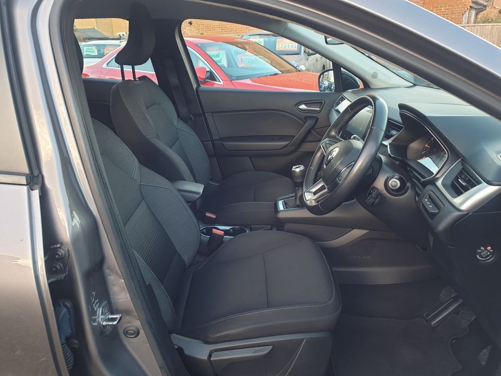 Used Renault Captur 2020 for sale - 76820429: Photo 12