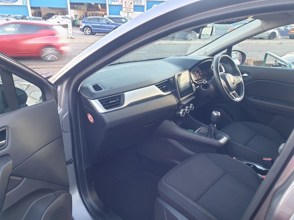 Used Renault Captur 2020 for sale - 76820429: Photo 15