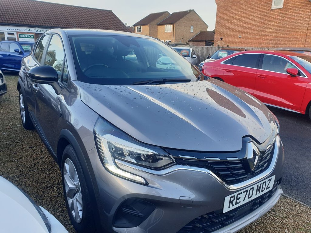 Used Renault Captur 2020 for sale - 76820429: Photo 9