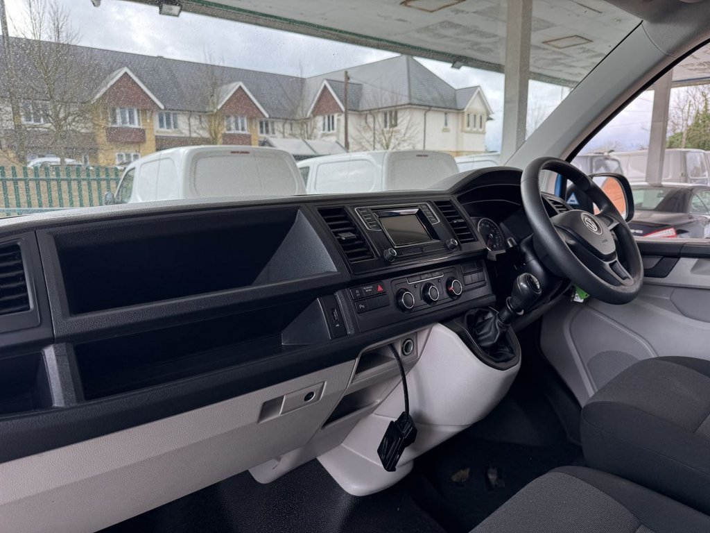 Used Volkswagen Transporter 2017 for sale - 77821112: Photo 16