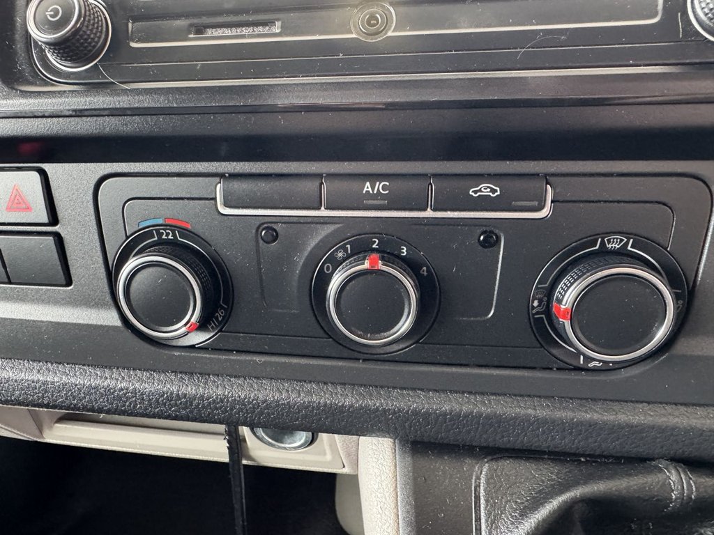 Used Volkswagen Transporter 2017 for sale - 77821112: Photo 23