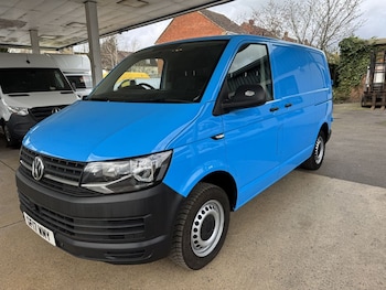 Used Volkswagen Transporter 2017 for sale - 77821112: Photo