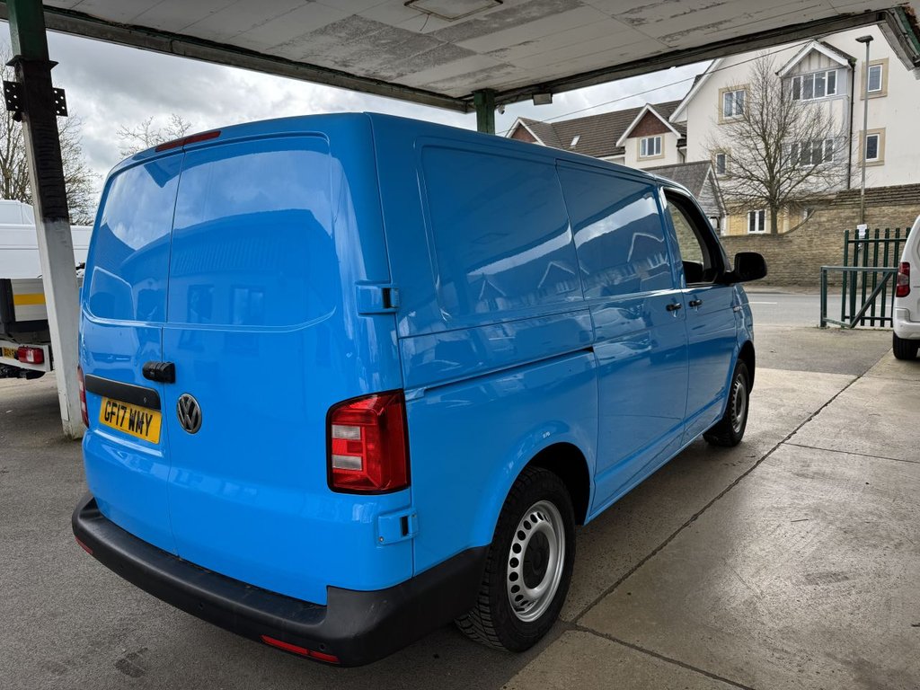 Used Volkswagen Transporter 2017 for sale - 77821112: Photo 7