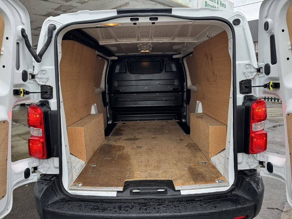 Used Vauxhall Vivaro 2020 for sale - 76973788: Photo 8