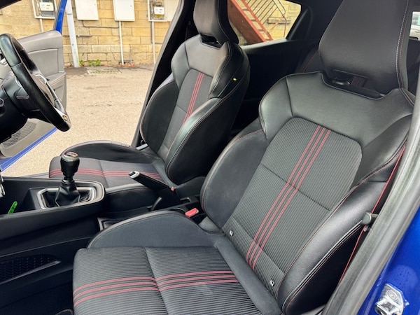 Used Renault Clio 2020 for sale - 75727663: Photo 14