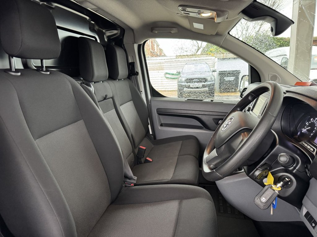 Used Vauxhall Vivaro 2022 for sale - 76973242: Photo 16