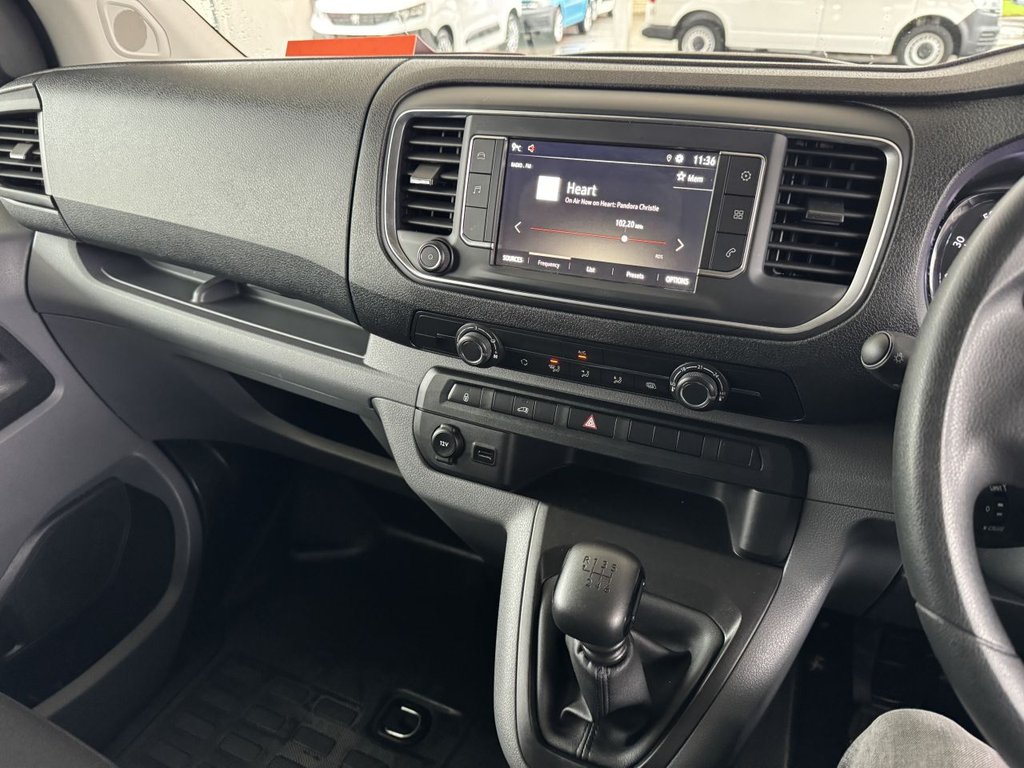 Used Vauxhall Vivaro 2022 for sale - 76973242: Photo 21